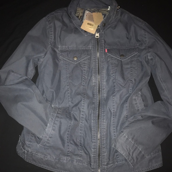 *New Levi’s Hooded Pocket Trucker Jacket Navy - Picture 2 of 4